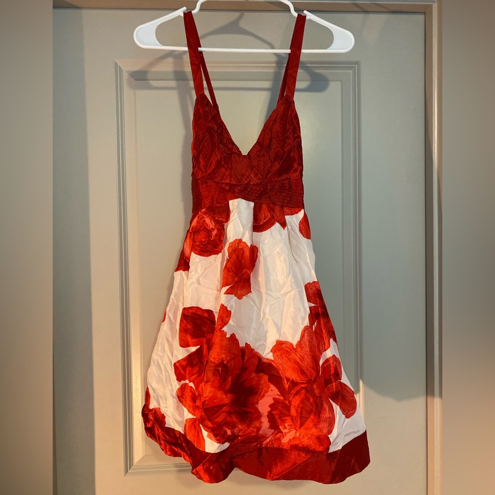 Guess Jeans brand red and white floral mini sun dress. Size 3.